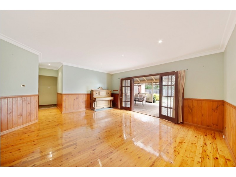 2 Albert Avenue, Thirlmere NSW 2572