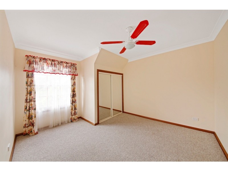 2 Albert Avenue, Thirlmere NSW 2572