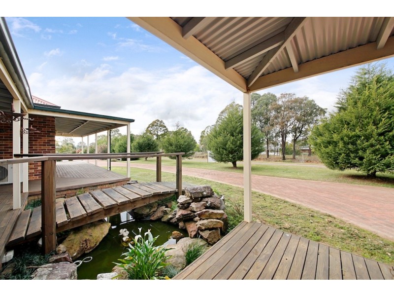 2 Albert Avenue, Thirlmere NSW 2572