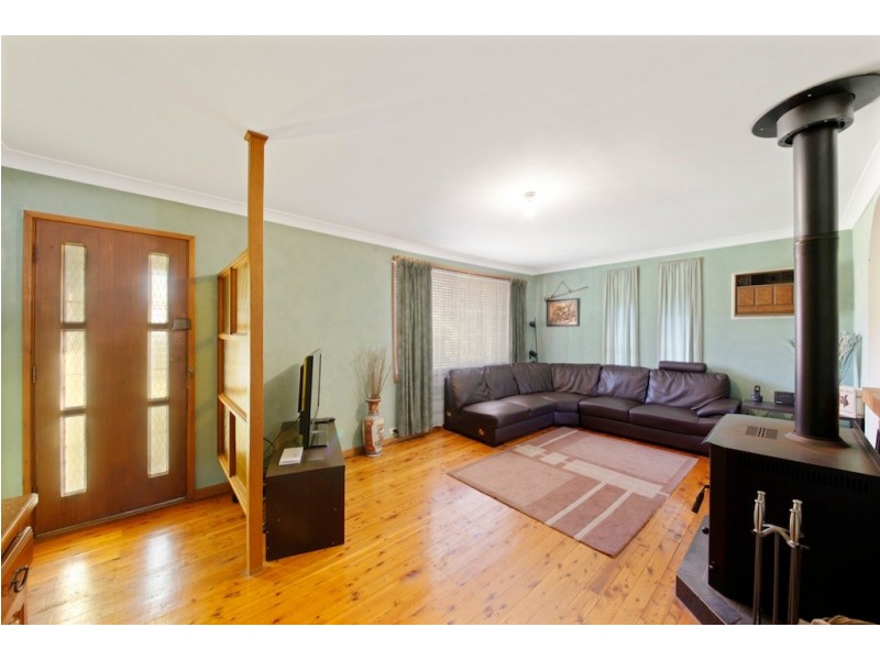 13 Alma Place, Thirlmere NSW 2572