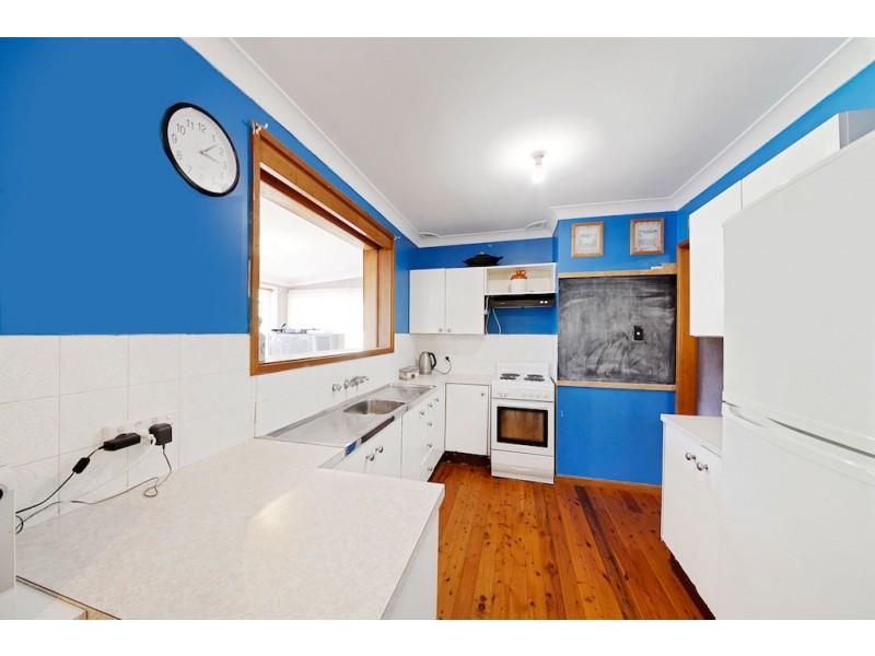 13 Alma Place, Thirlmere NSW 2572