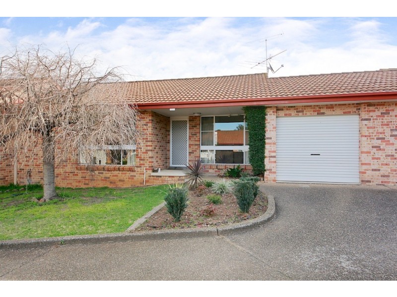 10/24 Station Street, Douglas Park NSW 2569