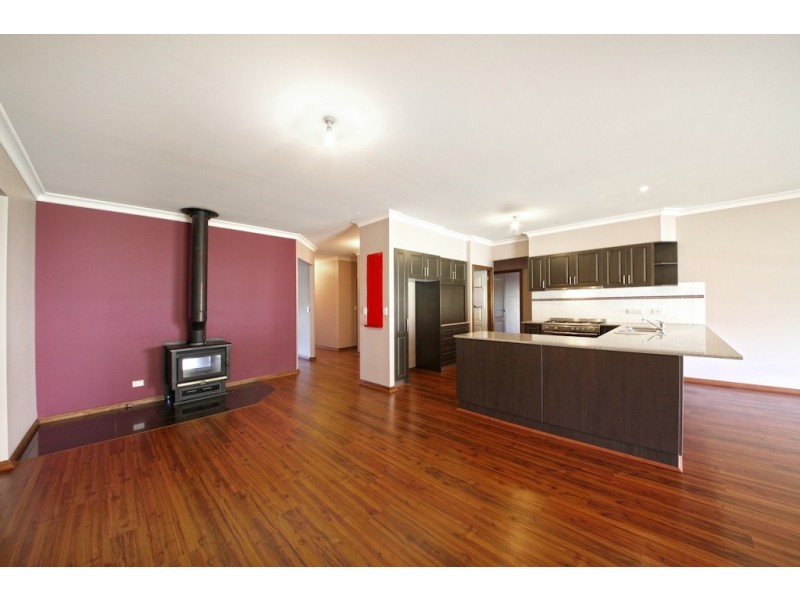 970 Menangle Rd, Douglas Park NSW 2569