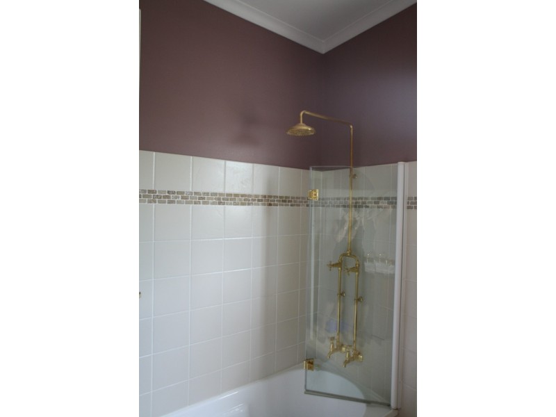 244 Argyle Street, Picton NSW 2571