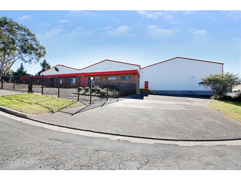 5 Bollard Place, Picton NSW 2571