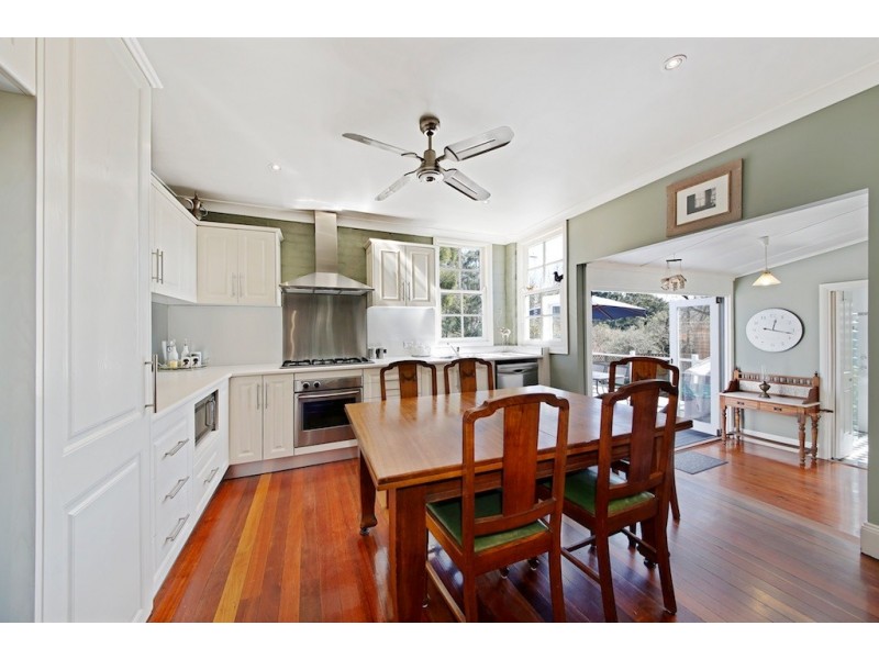 9 Campbell Street, Picton NSW 2571