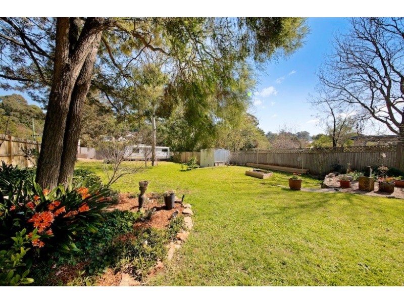 9 Campbell Street, Picton NSW 2571