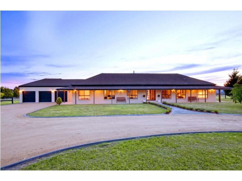 405 Mount Hercules Road, Razorback NSW 2571