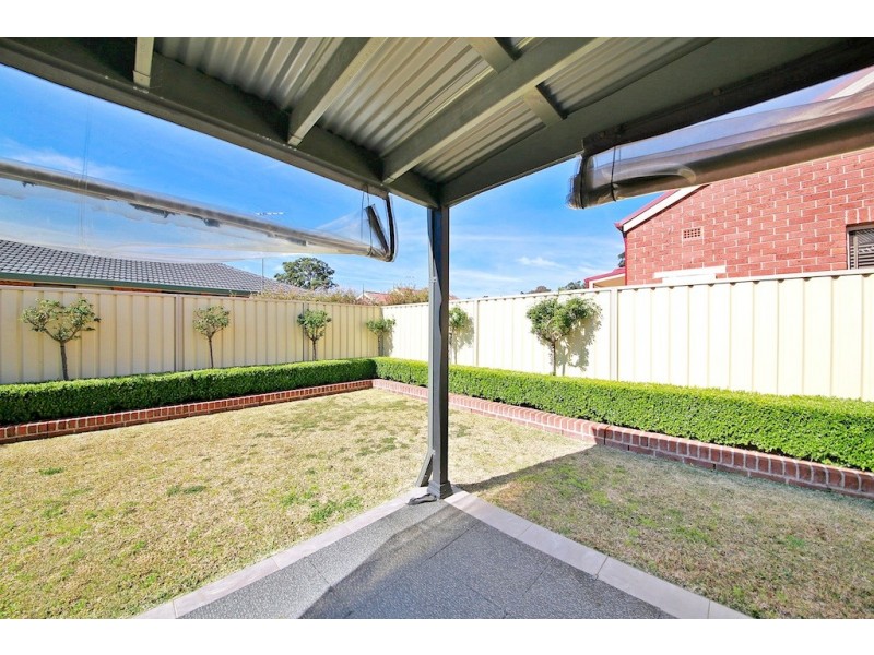 10 Close Street, Thirlmere NSW 2572