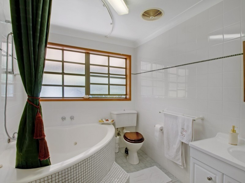 Lakesland NSW 2572