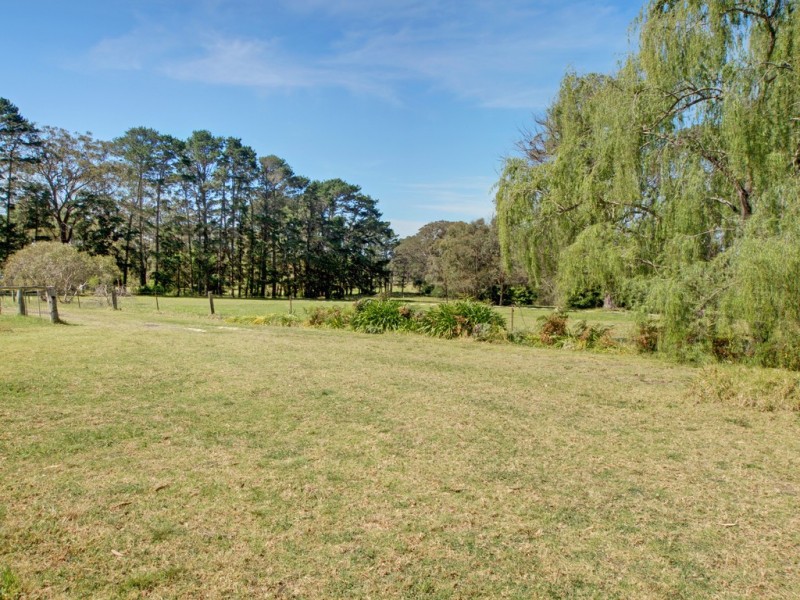 Lakesland NSW 2572