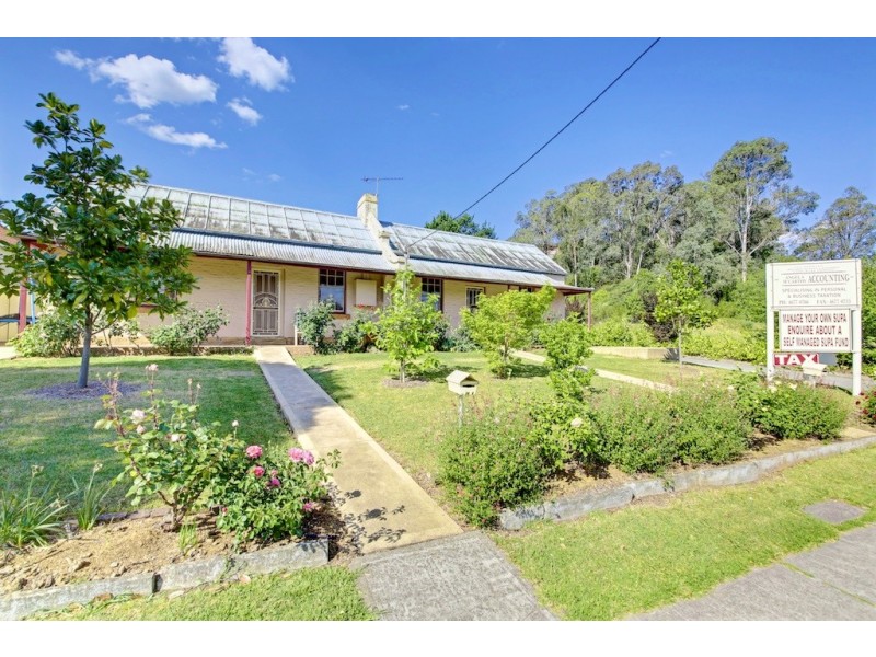 76 Menangle Street, Picton NSW 2571