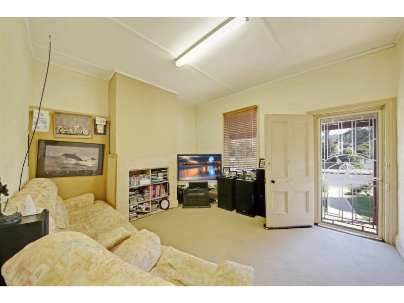 76 Menangle Street, Picton NSW 2571