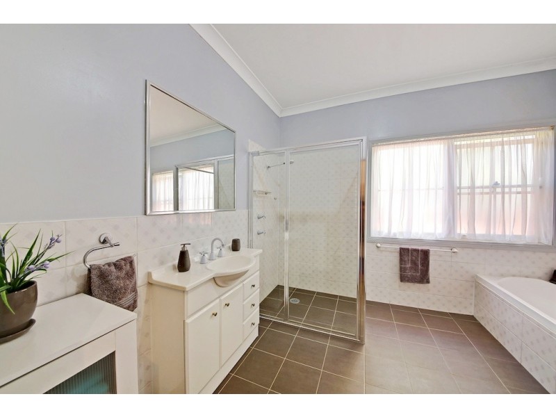 6 Krista Place, Tahmoor NSW 2573