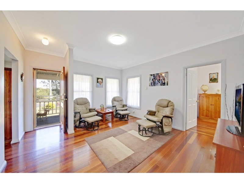 6 Krista Place, Tahmoor NSW 2573