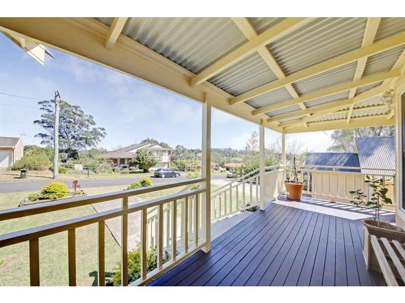 6 Krista Place, Tahmoor NSW 2573