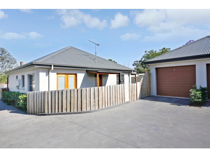 2/30 Wild st, Picton NSW 2571