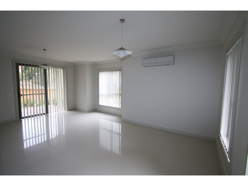 1, 113-123 Menangle Street, Picton NSW 2571