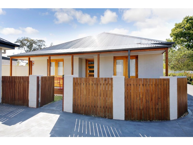 2/30 Wild st, Picton NSW 2571