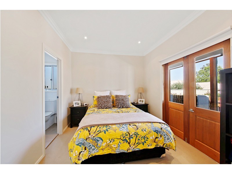 2/30 Wild st, Picton NSW 2571