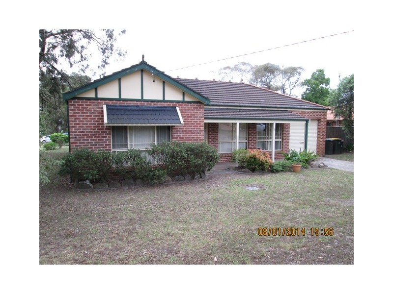 5D Albert Avenue, Thirlmere NSW 2572