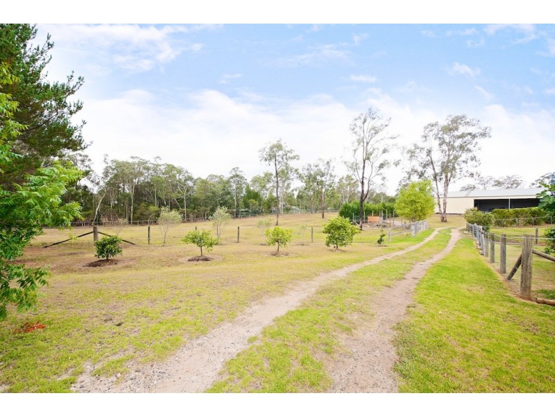 40 Mockingbird Road, Pheasants Nest NSW 2574