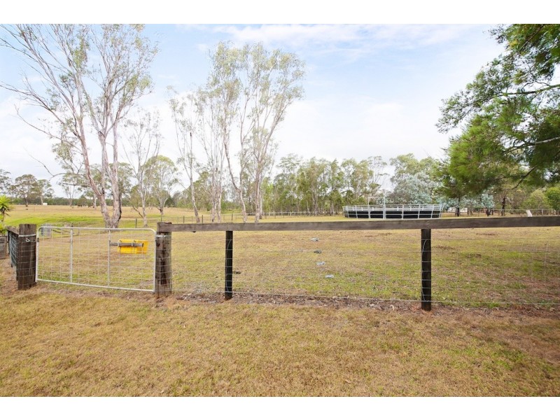 40 Mockingbird Road, Pheasants Nest NSW 2574