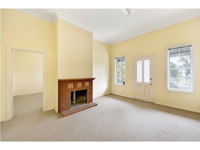 38 Wild Street, Picton NSW 2571