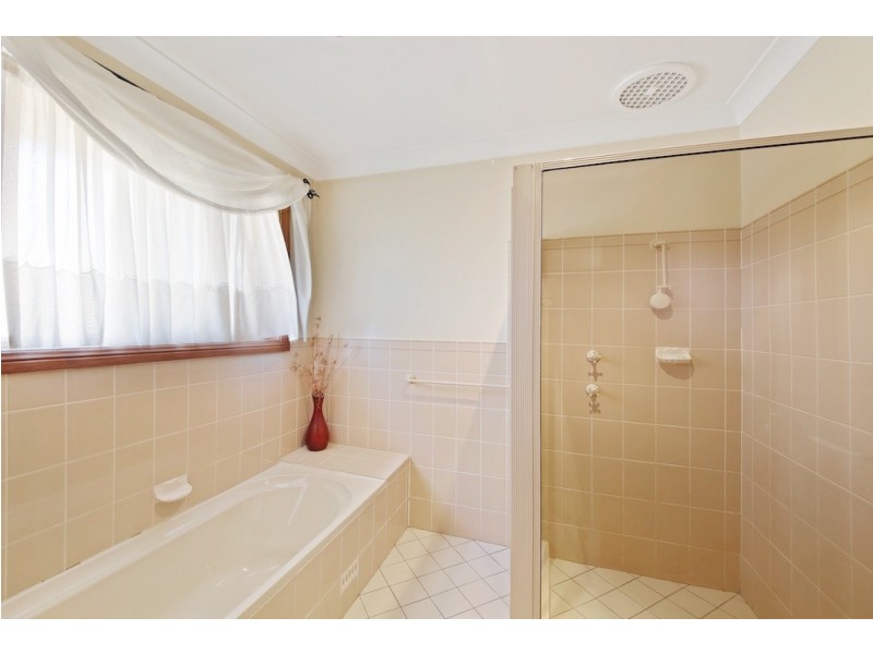 11 Wherritt Close, Picton NSW 2571