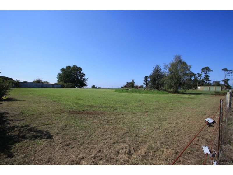 215 Fergusson Rd, Lakesland NSW 2572