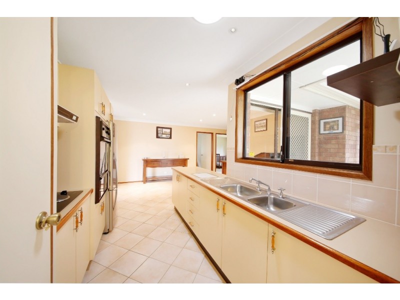 13 Krista Place, Tahmoor NSW 2573
