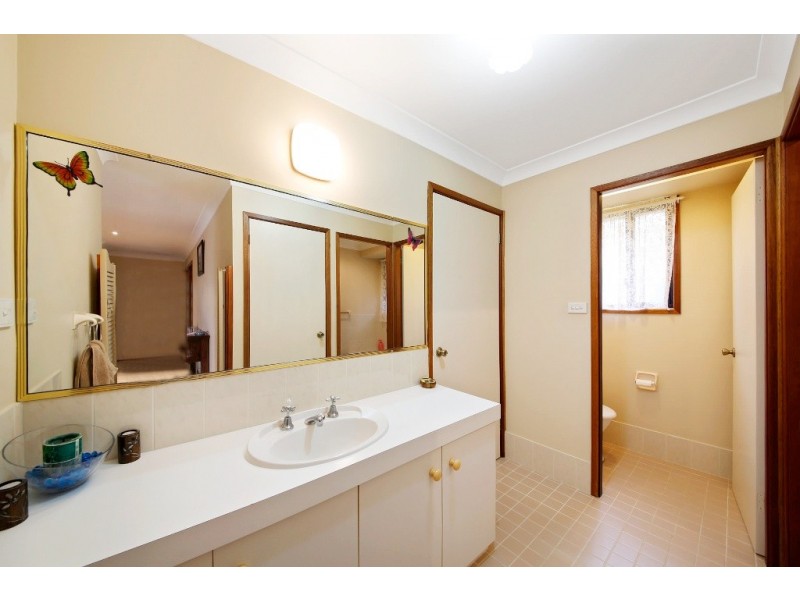 13 Krista Place, Tahmoor NSW 2573