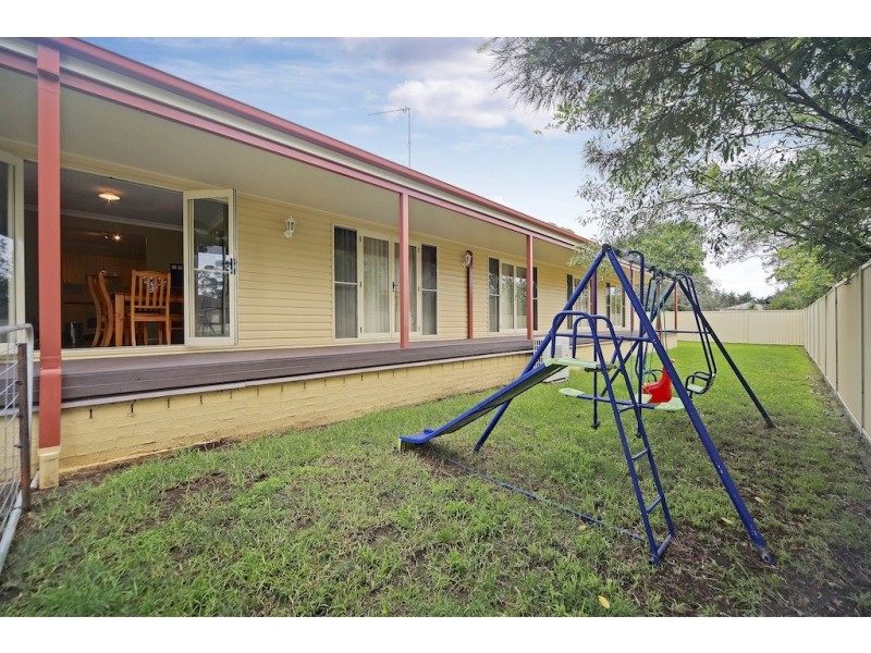 25A Westbourne Avenue, Thirlmere NSW 2572