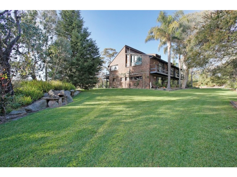 16 Grandview Parade, Hill Top NSW 2575