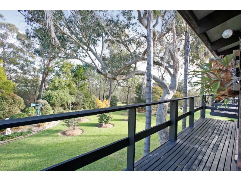 16 Grandview Parade, Hill Top NSW 2575