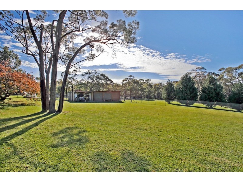 16 Grandview Parade, Hill Top NSW 2575