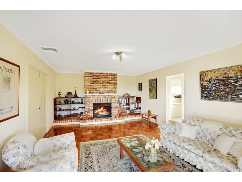 380 Oaks Road, Thirlmere NSW 2572