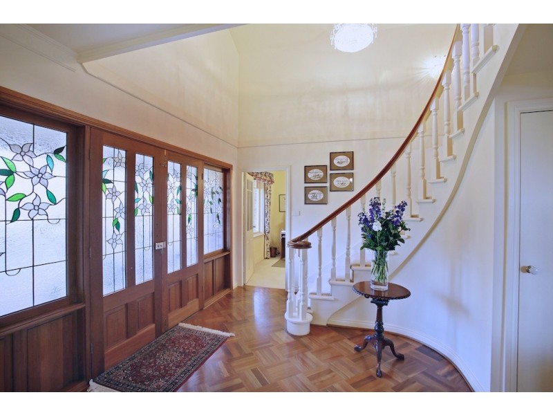 380 Oaks Road, Thirlmere NSW 2572