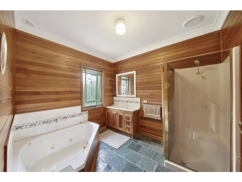 180 Nattai Street, Thirlmere NSW 2572