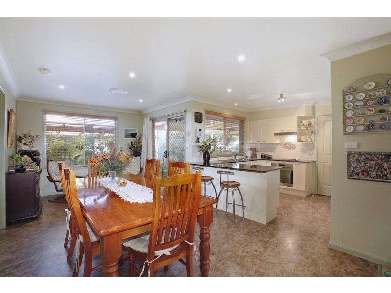 14 Albert Ave, Thirlmere NSW 2572