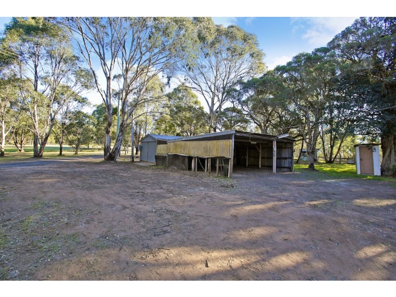 155 Donalds Range Road, Razorback NSW 2571