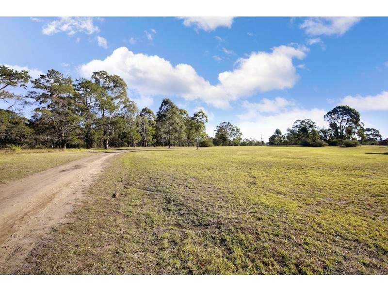 155 Donalds Range Road, Razorback NSW 2571