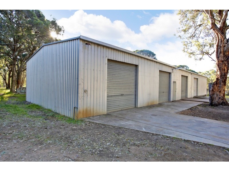 155 Donalds Range Road, Razorback NSW 2571