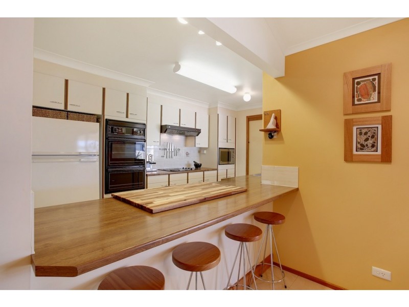 30 Castlereagh Street, Tahmoor NSW 2573