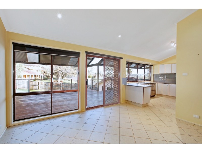 16 Hollier Road, Picton NSW 2571