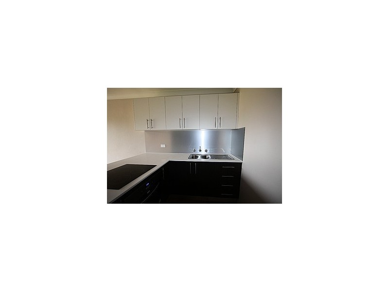 1/240 Menangle Street, Picton NSW 2571