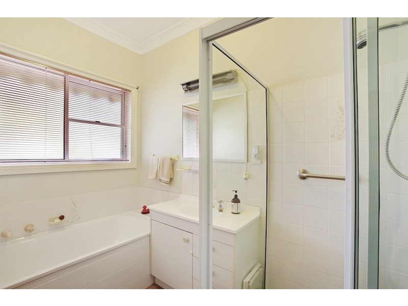 Villa 3/5 Regreme Road, Picton NSW 2571