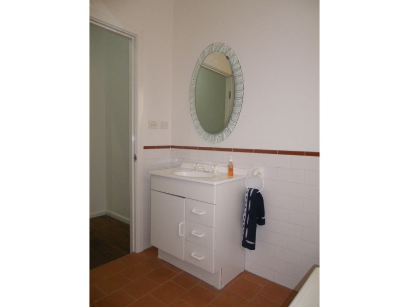 19 Campbell Street, Picton NSW 2571