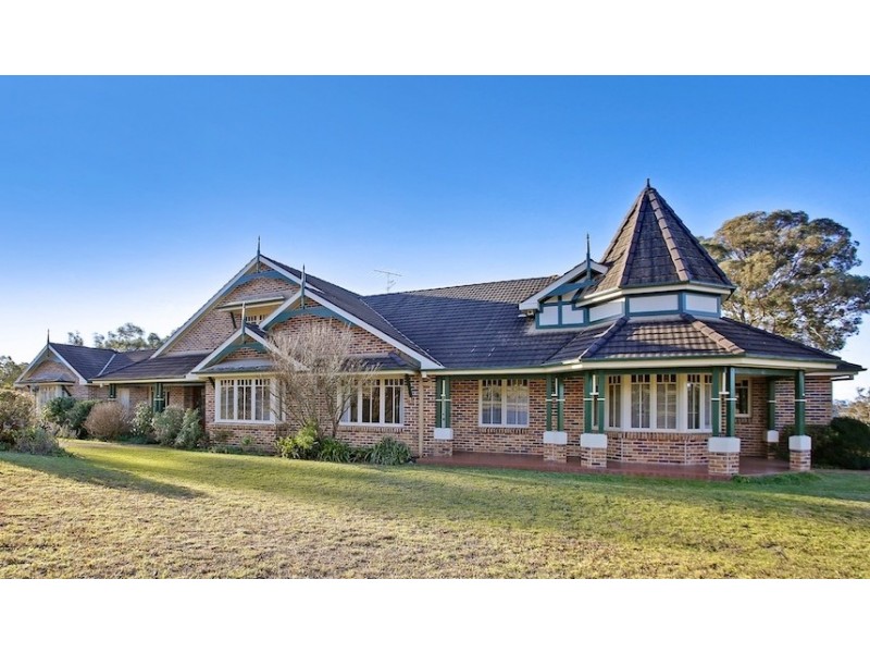 380 Oaks Road, Thirlmere NSW 2572