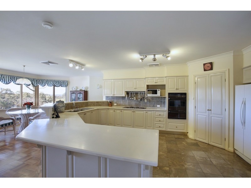 380 Oaks Road, Thirlmere NSW 2572